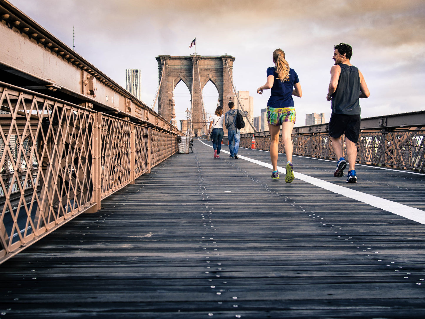 How Microcurrent tightens the skin and heals Sport injuries